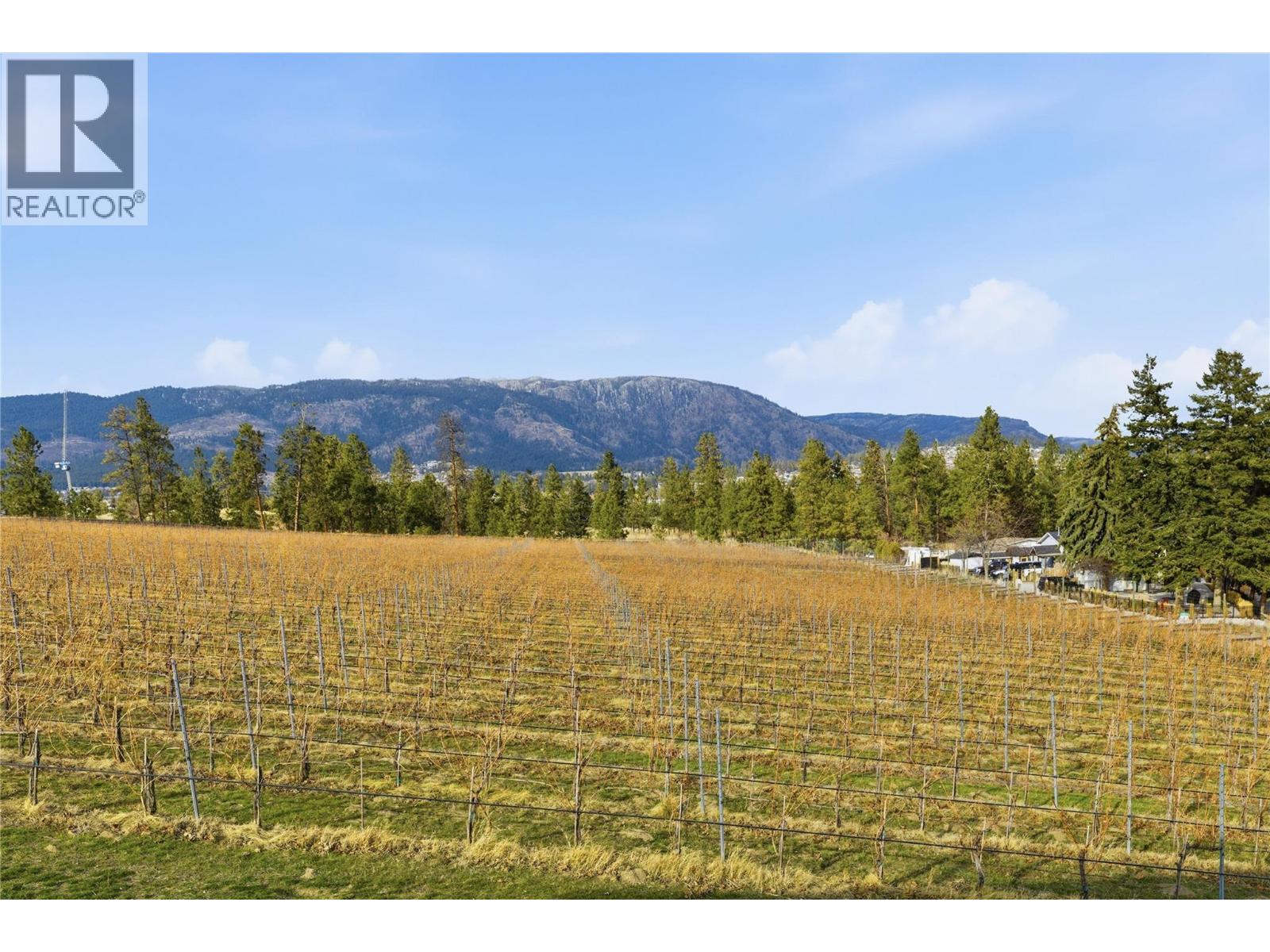 3906 Harding Road, West Kelowna