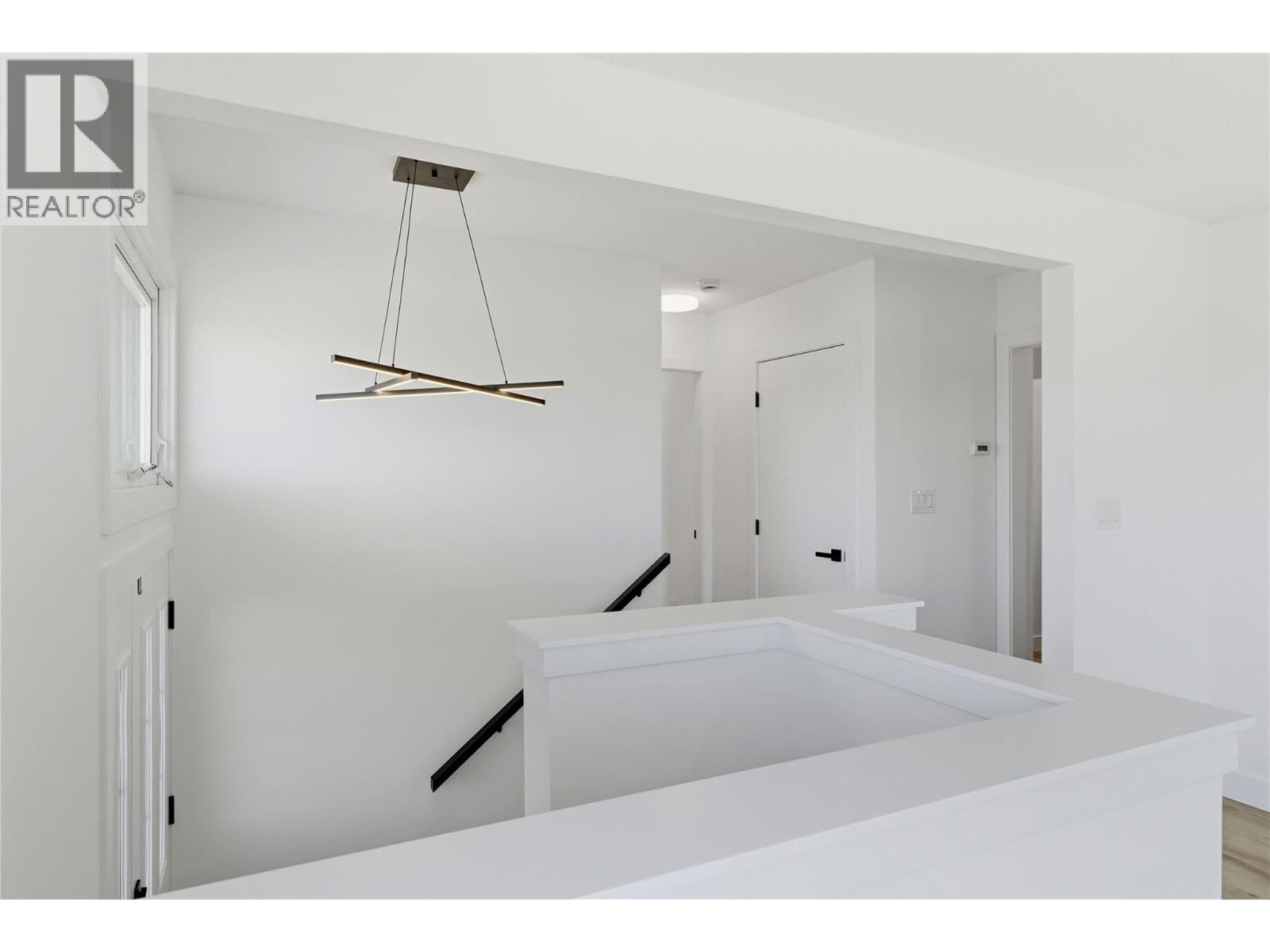 3906 Harding Road, West Kelowna