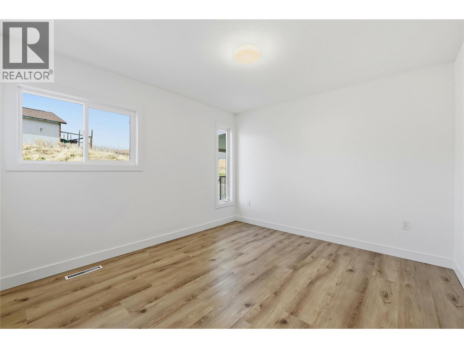 3906 Harding Road, West Kelowna