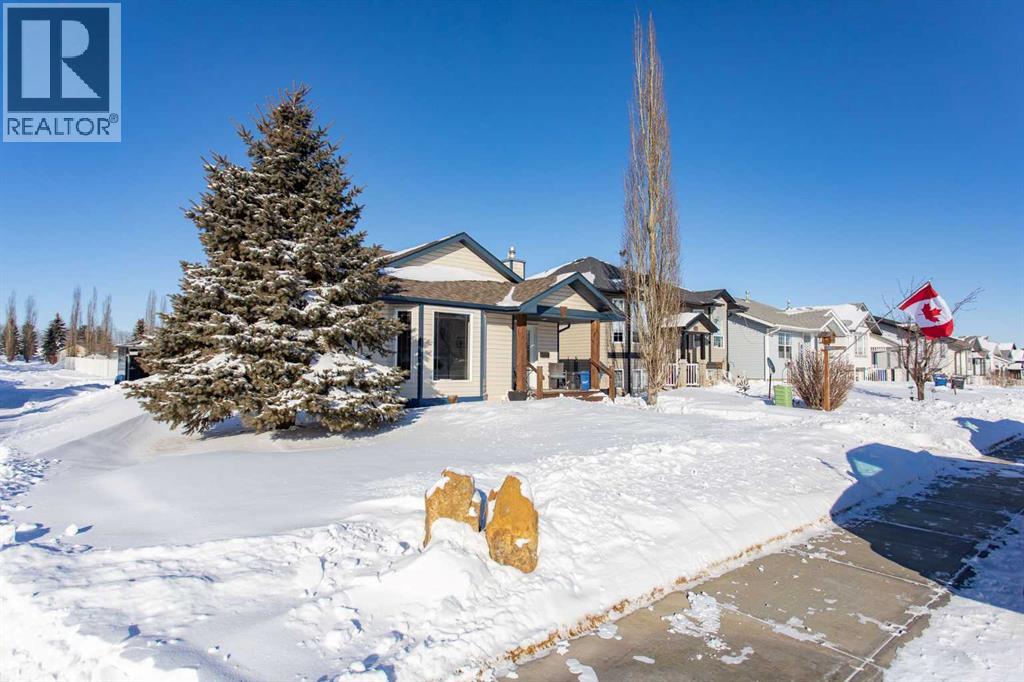 150 Robinson Avenue, Penhold