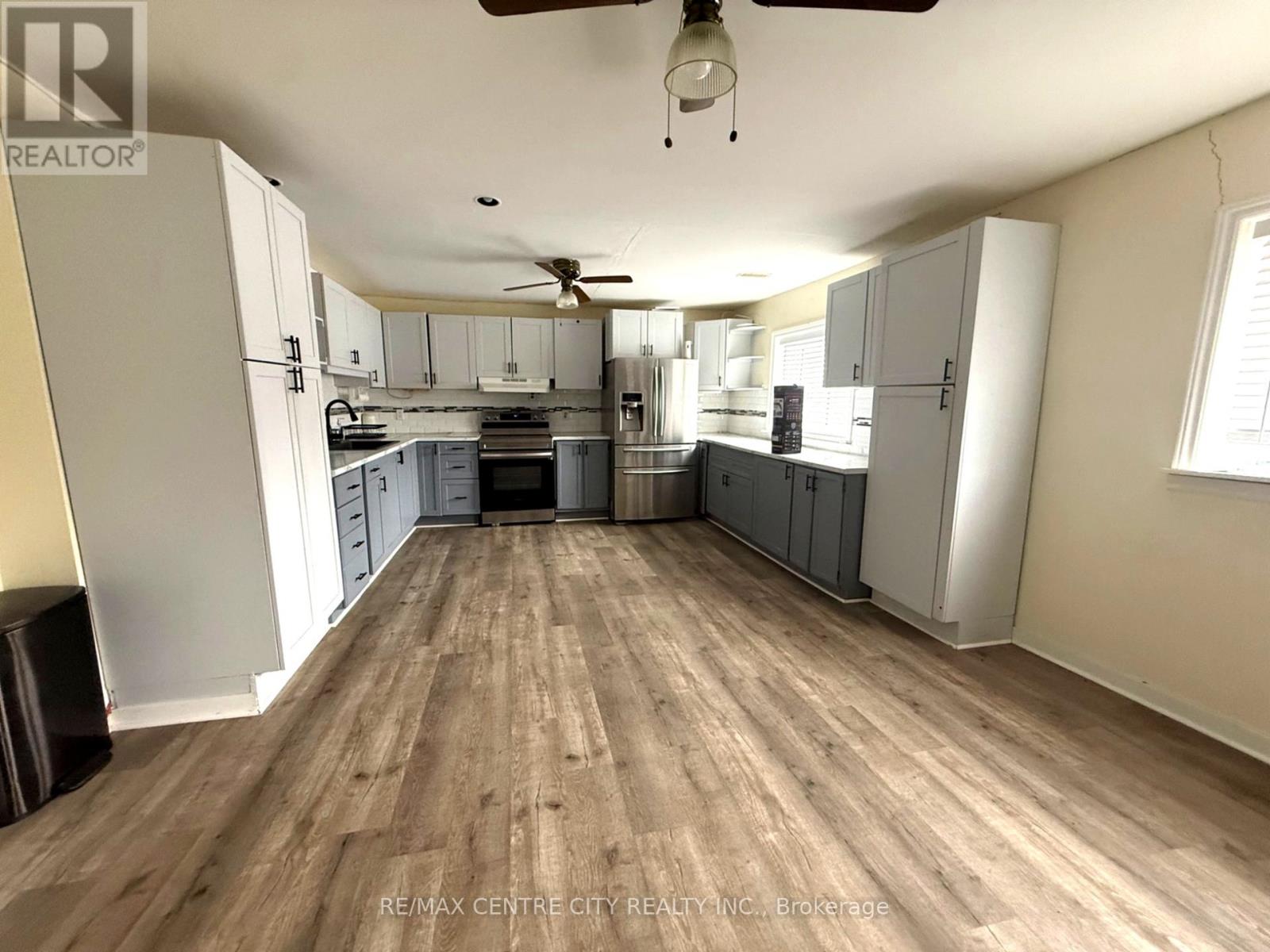 MAIN - 26 BRUCE STREET