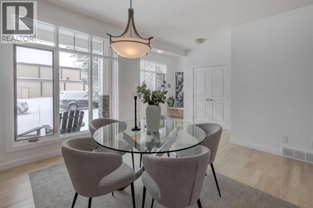 Single Family House for Sale in   Avenue NW West Hillhurst Calgary 