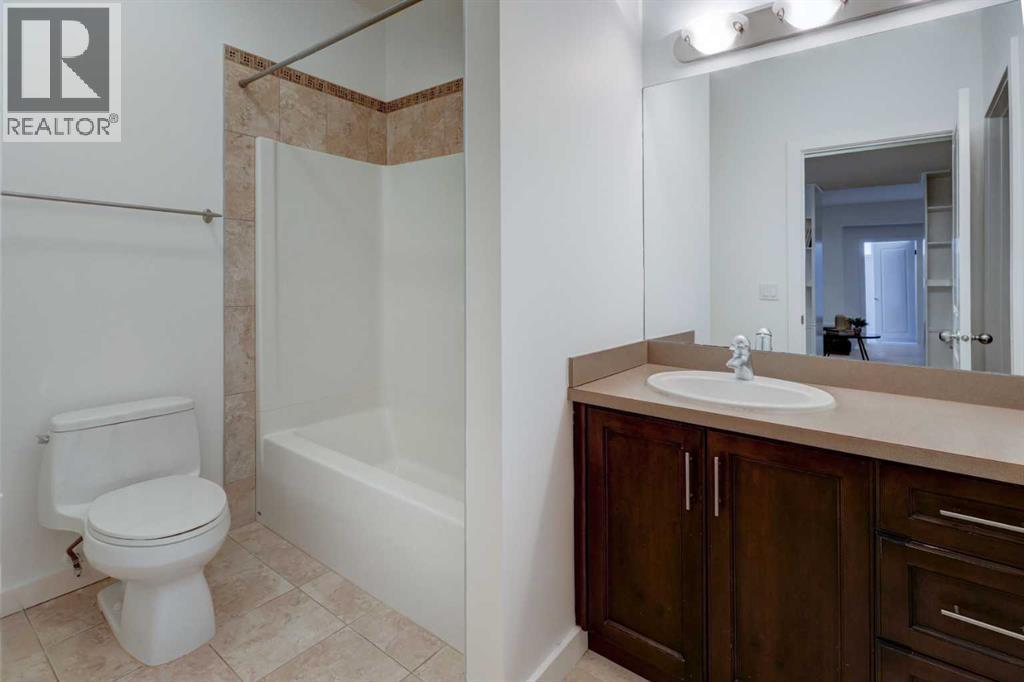 Single Family House for Sale in   Avenue NW West Hillhurst Calgary 