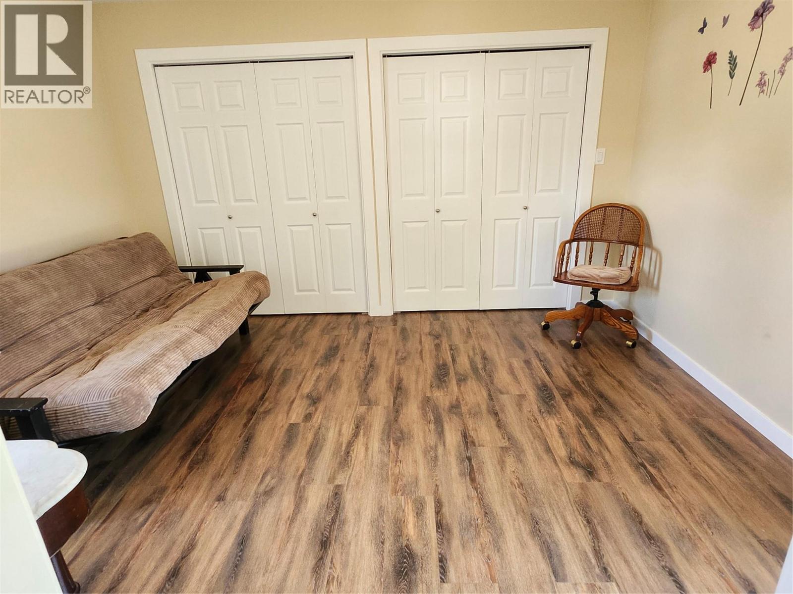  6453 Park Drive, Oliver