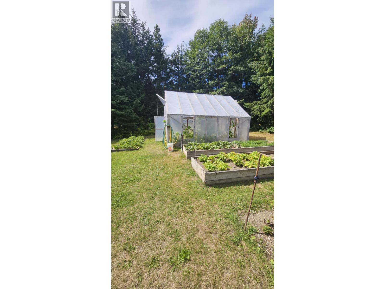 5515 KLEANZA Drive, Terrace