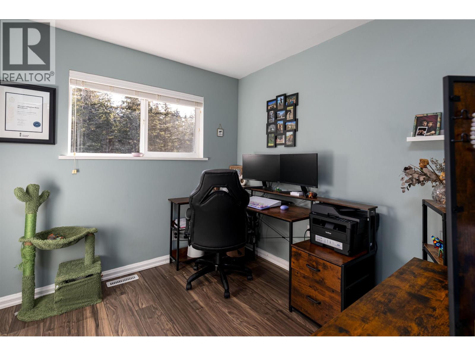 5515 KLEANZA Drive, Terrace