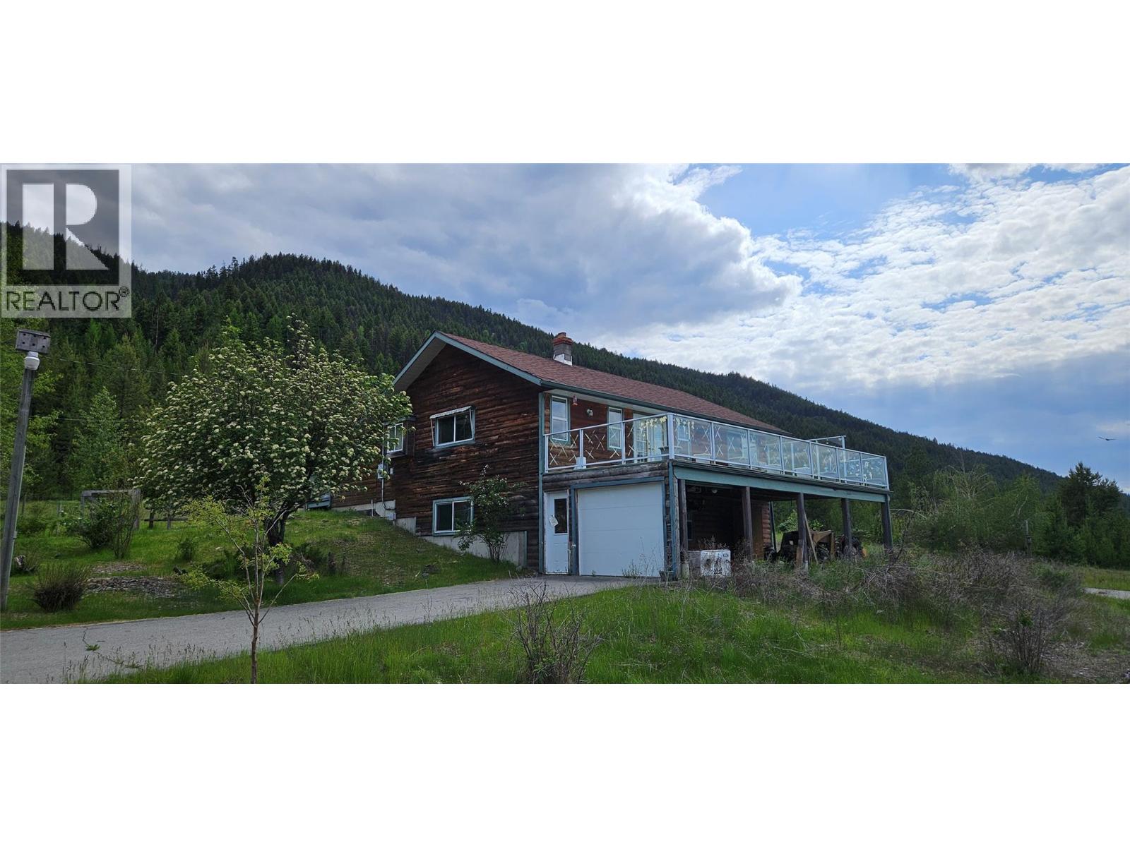 12165 Highway 3, Greenwood