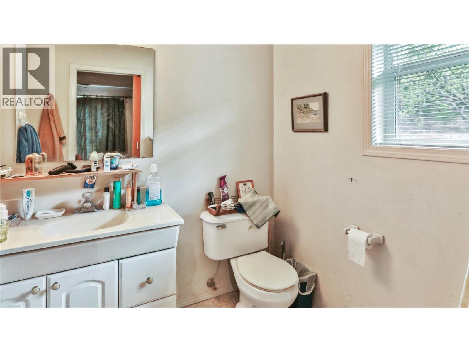 12165 Highway 3, Greenwood