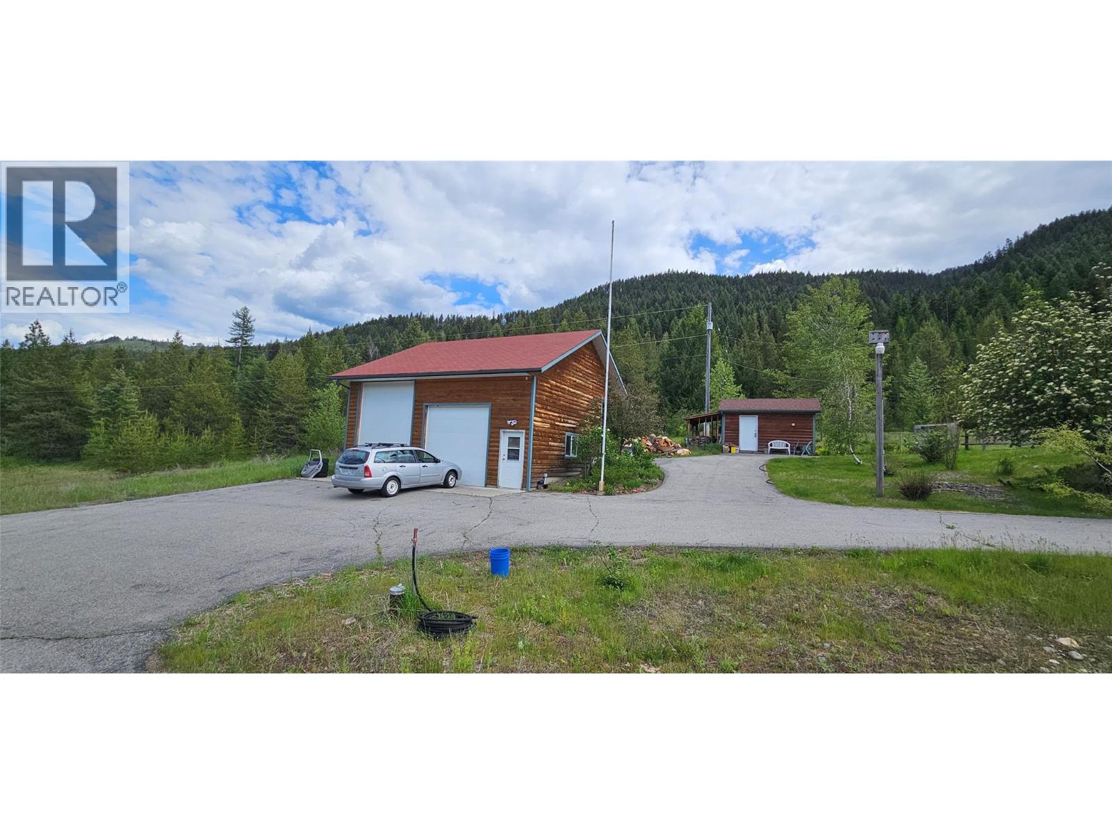 12165 Highway 3, Greenwood