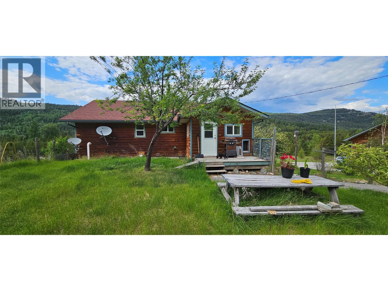 12165 Highway 3, Greenwood