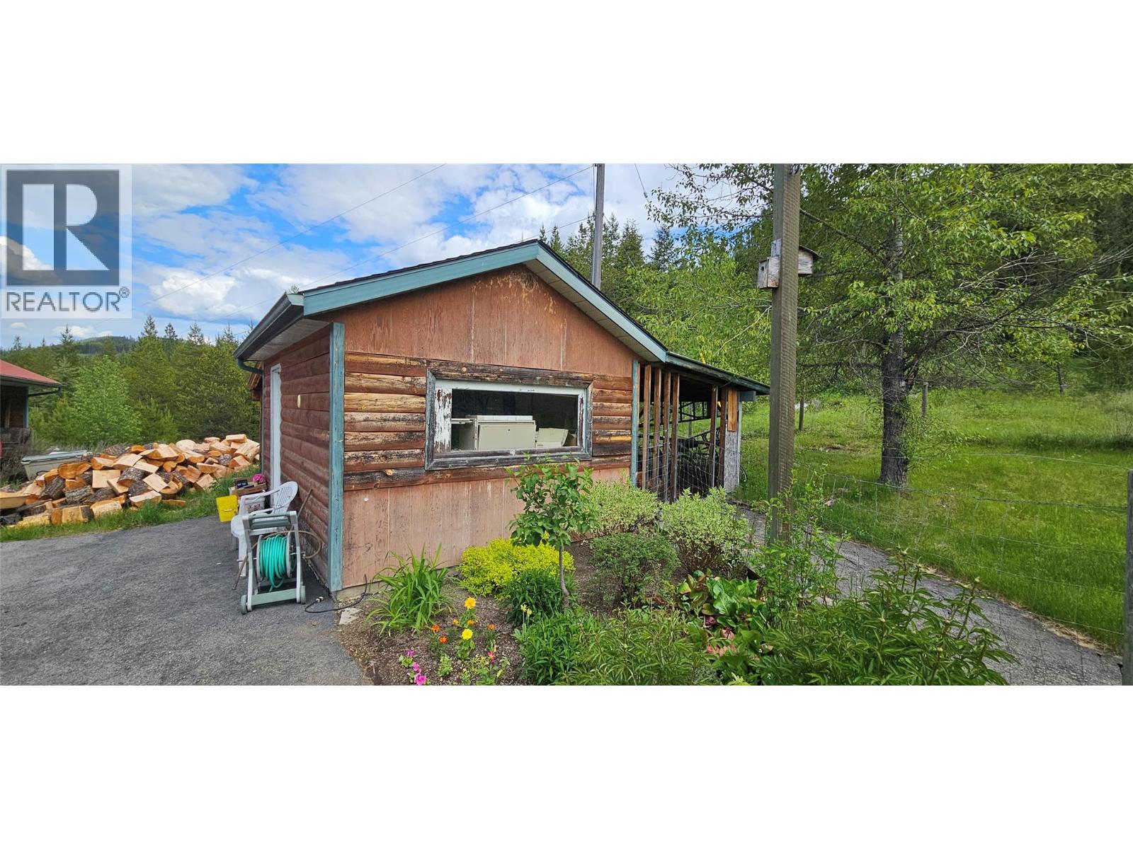 12165 Highway 3, Greenwood