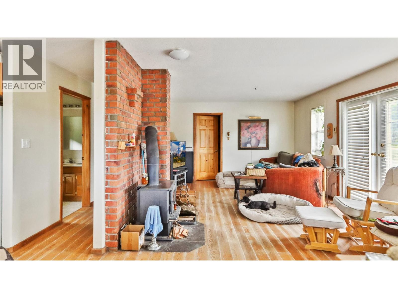 12165 Highway 3, Greenwood