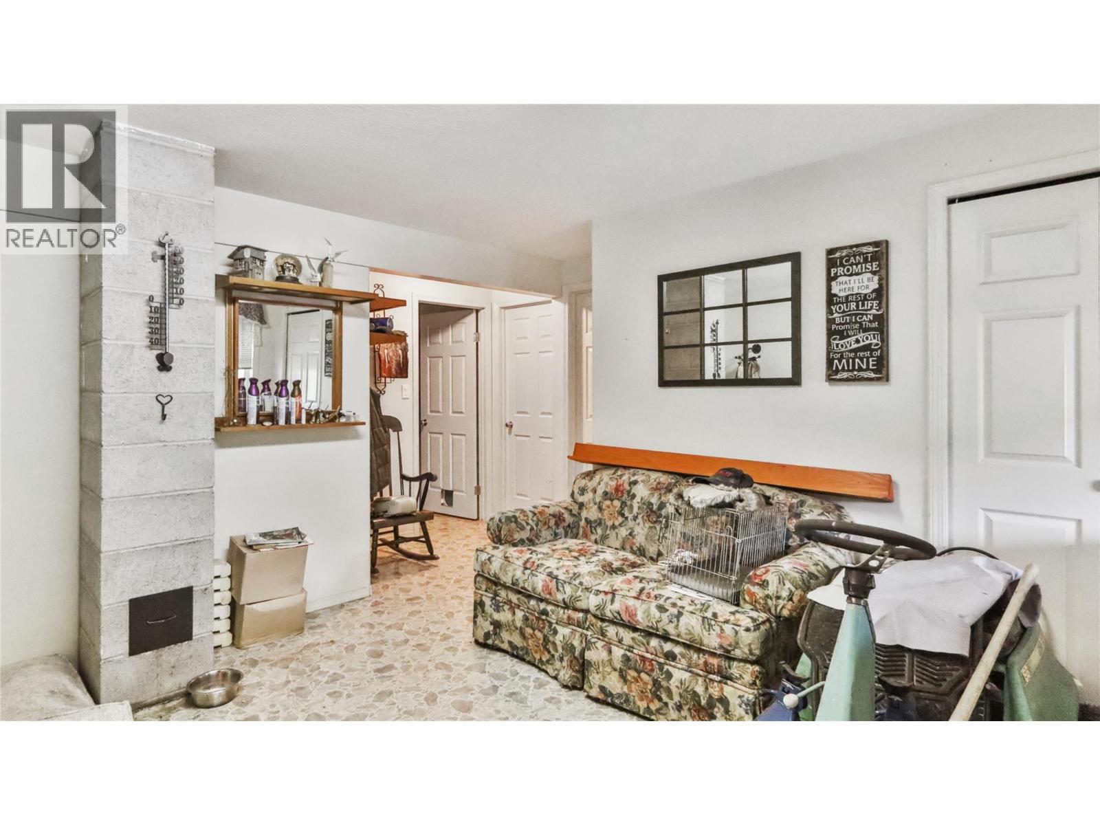 12165 Highway 3, Greenwood