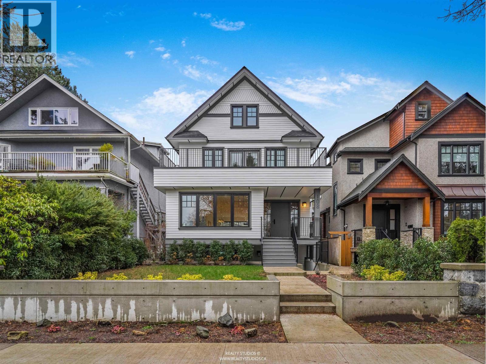 108 W 18TH AVENUE, Vancouver