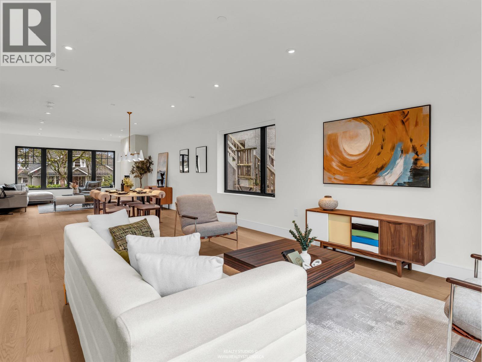 108 W 18TH AVENUE, Vancouver