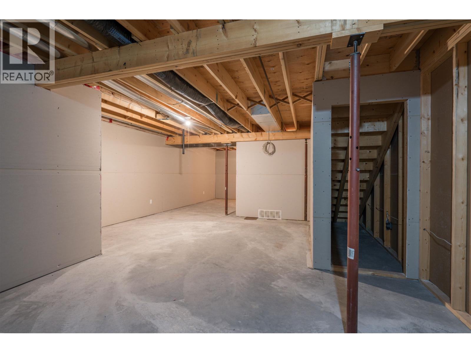 114 4272 DAVIS ROAD, Prince George