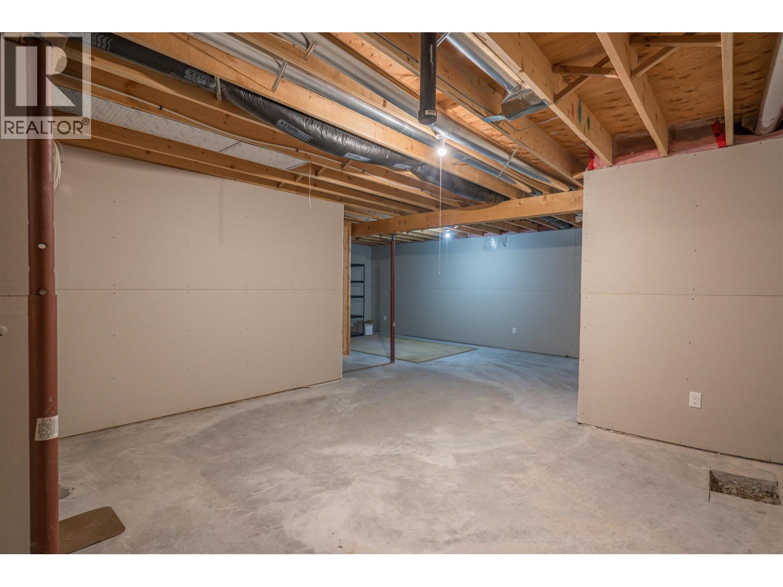 114 4272 DAVIS ROAD, Prince George