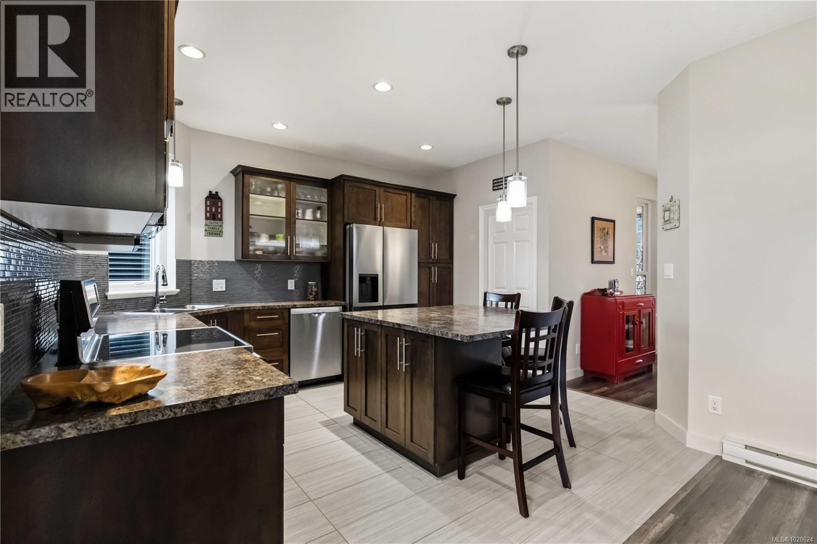 6403 Riverstone Dr, Sooke