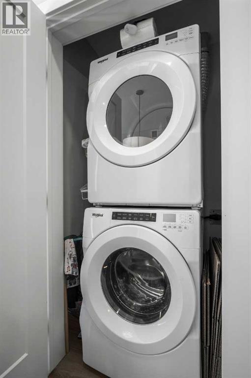 Single Family House for Sale in   Shawnee Square SW Shawnee Slopes Calgary 