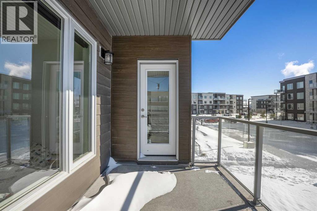 Single Family House for Sale in   Shawnee Square SW Shawnee Slopes Calgary 