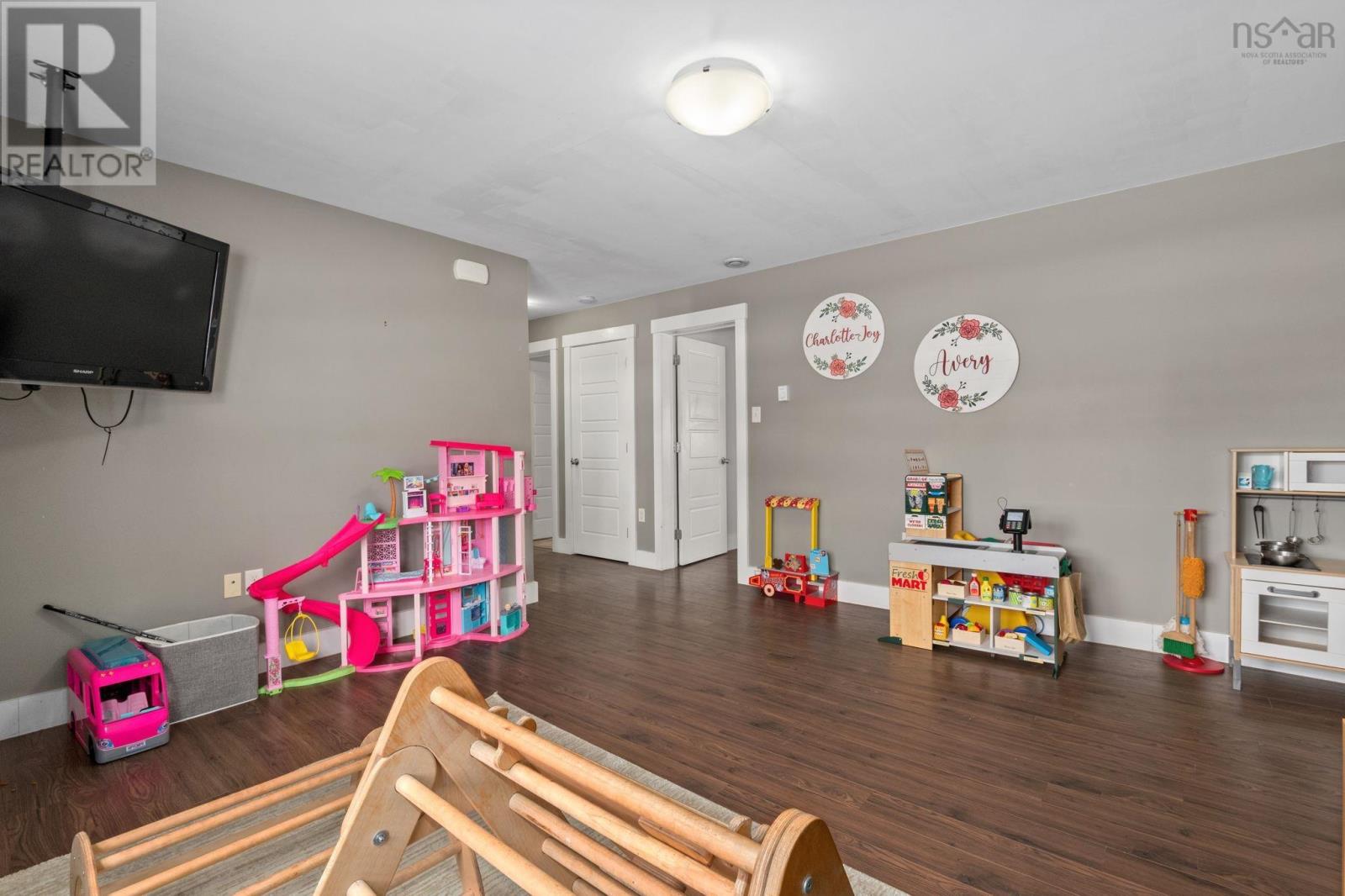 Property 7 of 30 of 9 Vernon Court