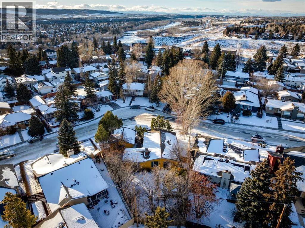 5432 Silverdale Drive NW, Calgary, Alberta