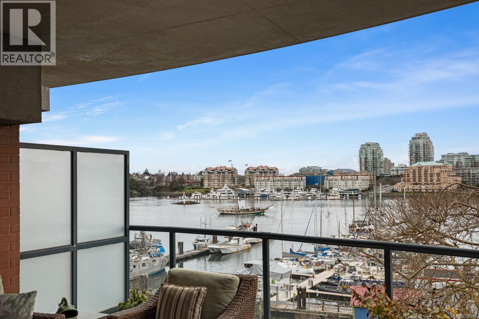 517 21 Dallas Rd, Victoria