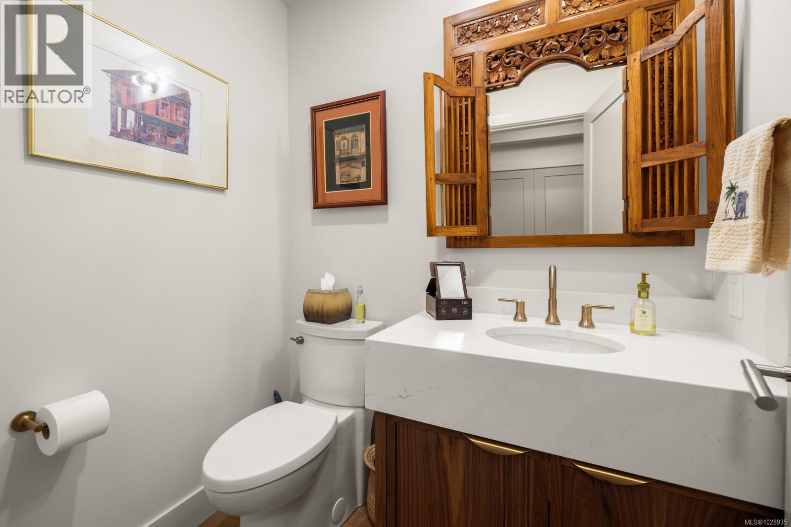 517 21 Dallas Rd, Victoria