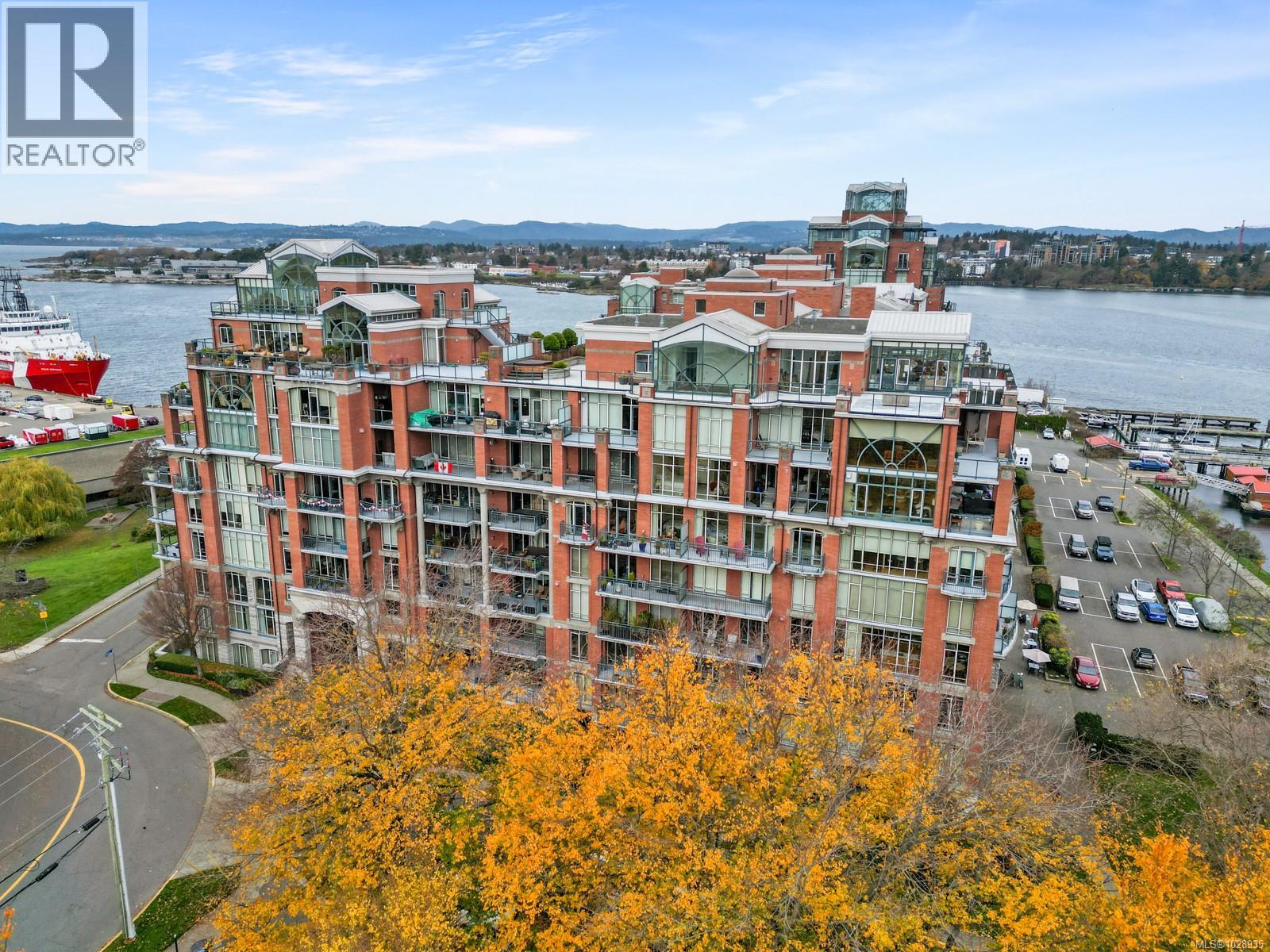 517 21 Dallas Rd, Victoria