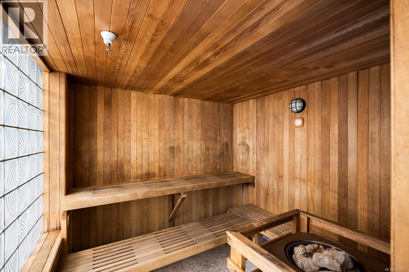 517 21 Dallas Rd, Victoria