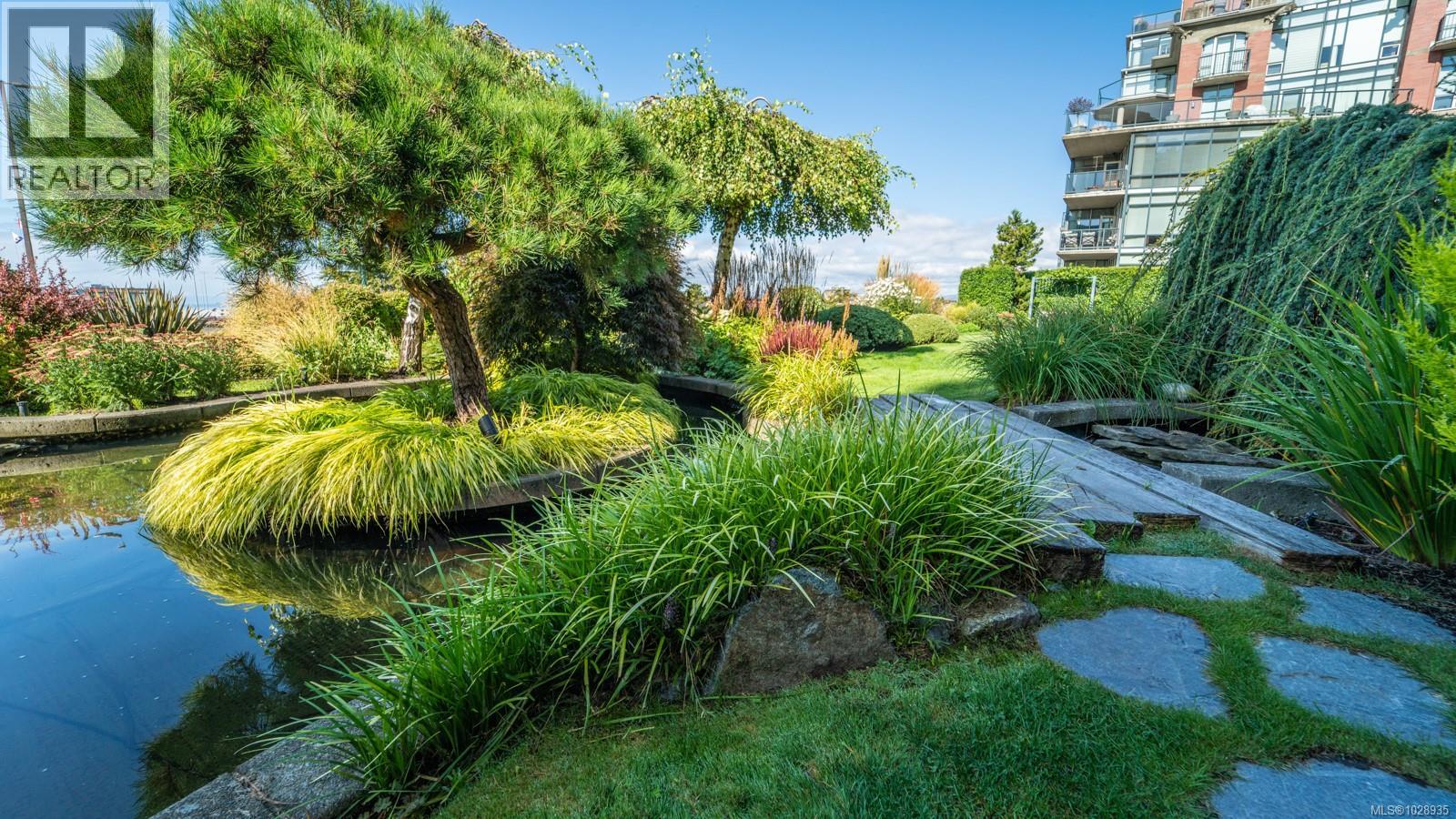 517 21 Dallas Rd, Victoria