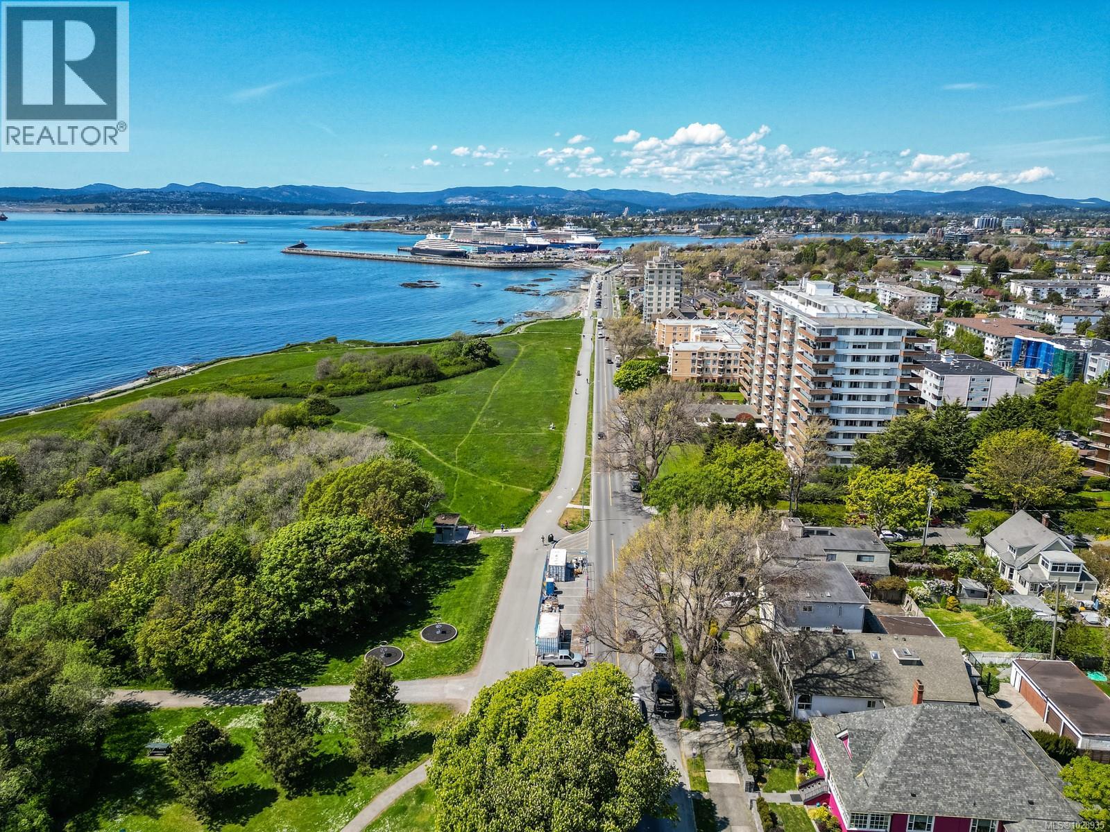 517 21 Dallas Rd, Victoria