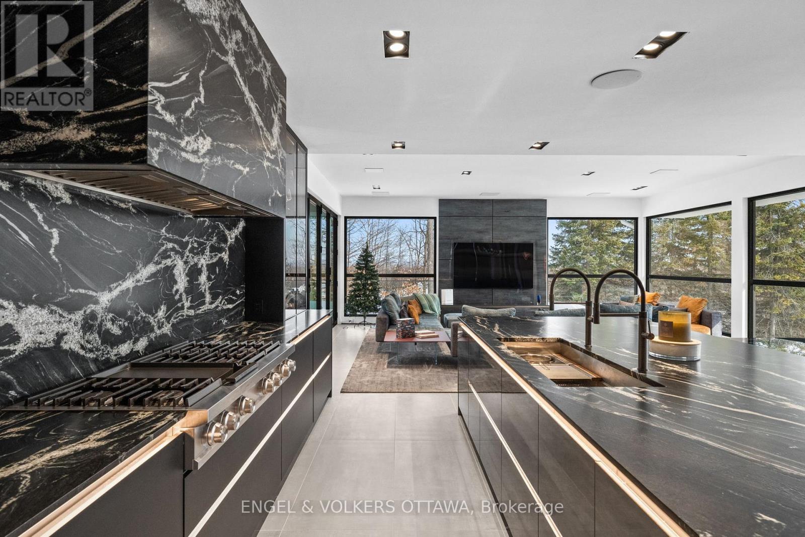 1 DELONG DRIVE - 24