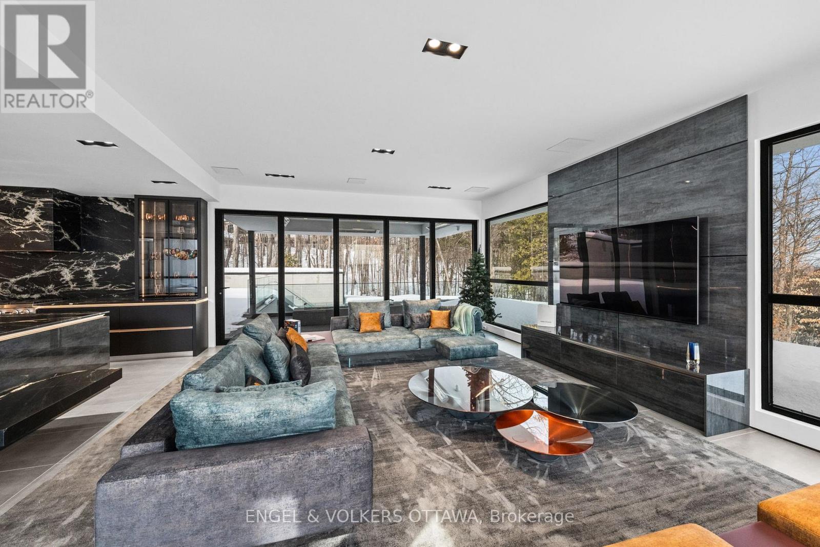 1 DELONG DRIVE - 27