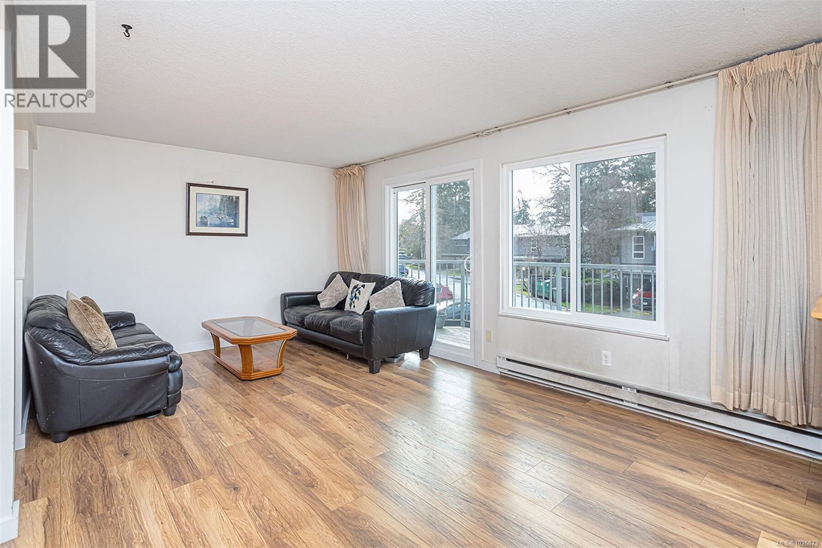 590 CARNATION PL - 8