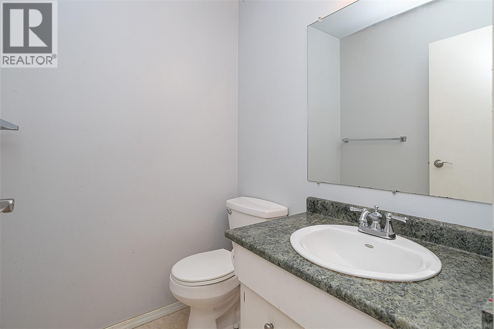 590 CARNATION PL - 26