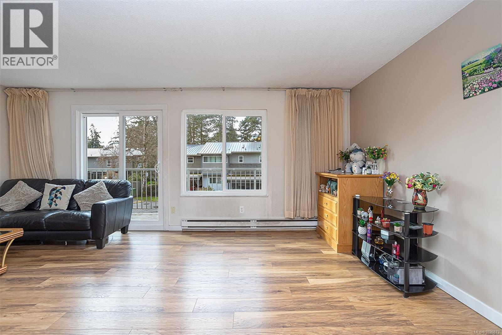 590 CARNATION PL - 12