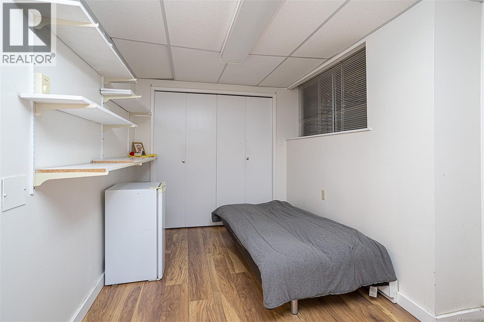 590 CARNATION PL - 29