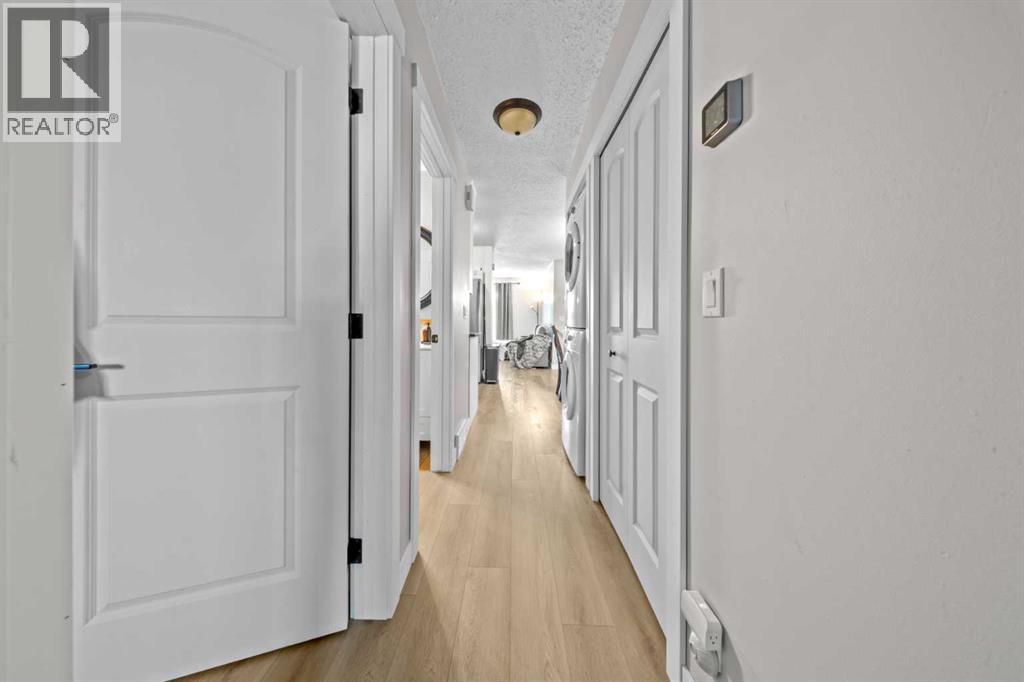 Single Family House Bi-level for Sale in  Templeson Crescent NE Temple Calgary 