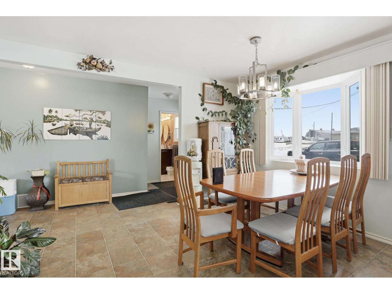 1551 ELLERSLIE RD SW, Edmonton