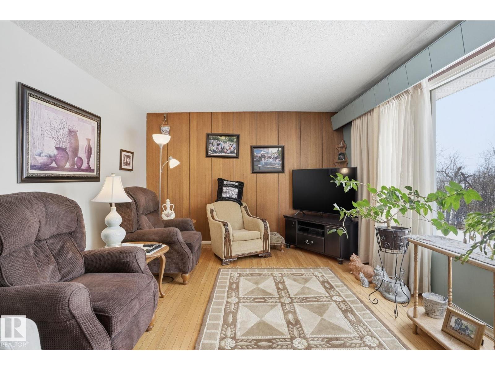 1551 ELLERSLIE RD SW, Edmonton