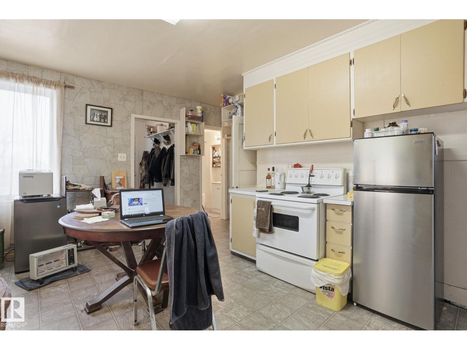 1551 ELLERSLIE RD SW, Edmonton