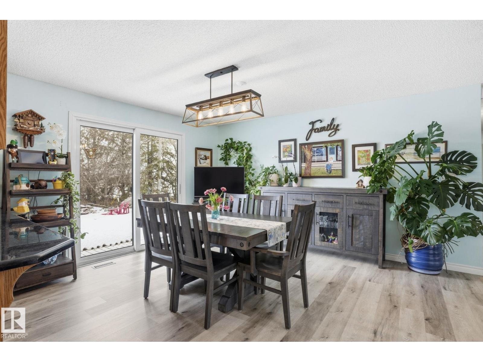 1551 ELLERSLIE RD SW, Edmonton