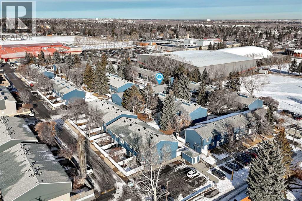 Single Family House for Sale in    Avenue SE Acadia Calgary 