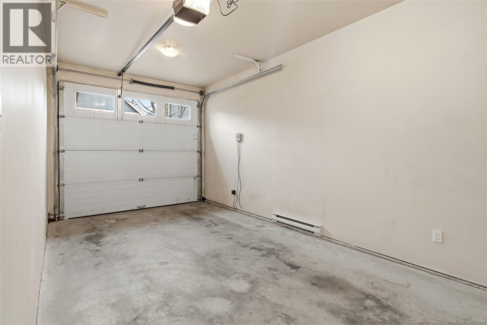 29 2210 Sooke Rd, Colwood