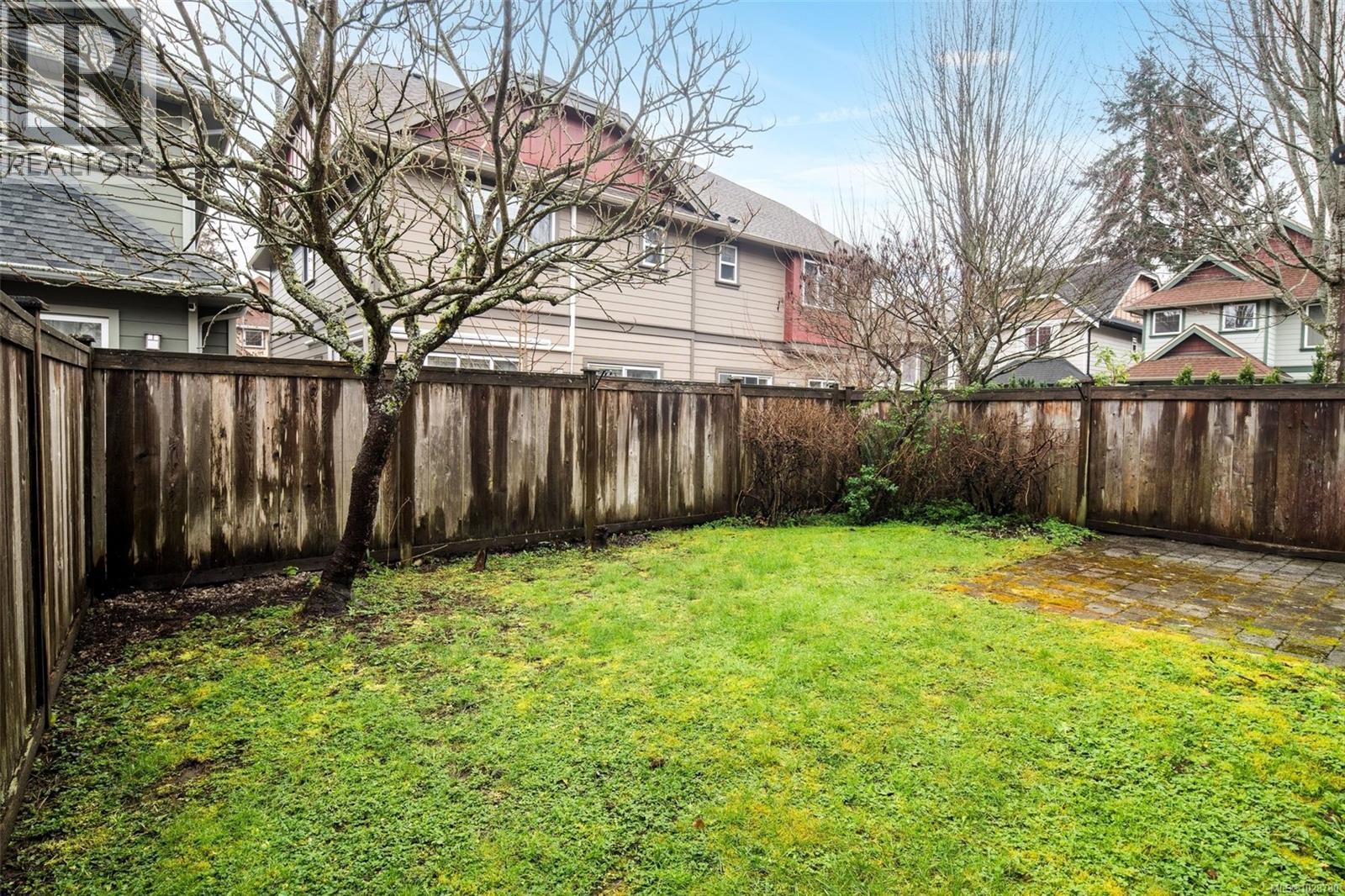 29 2210 Sooke Rd, Colwood