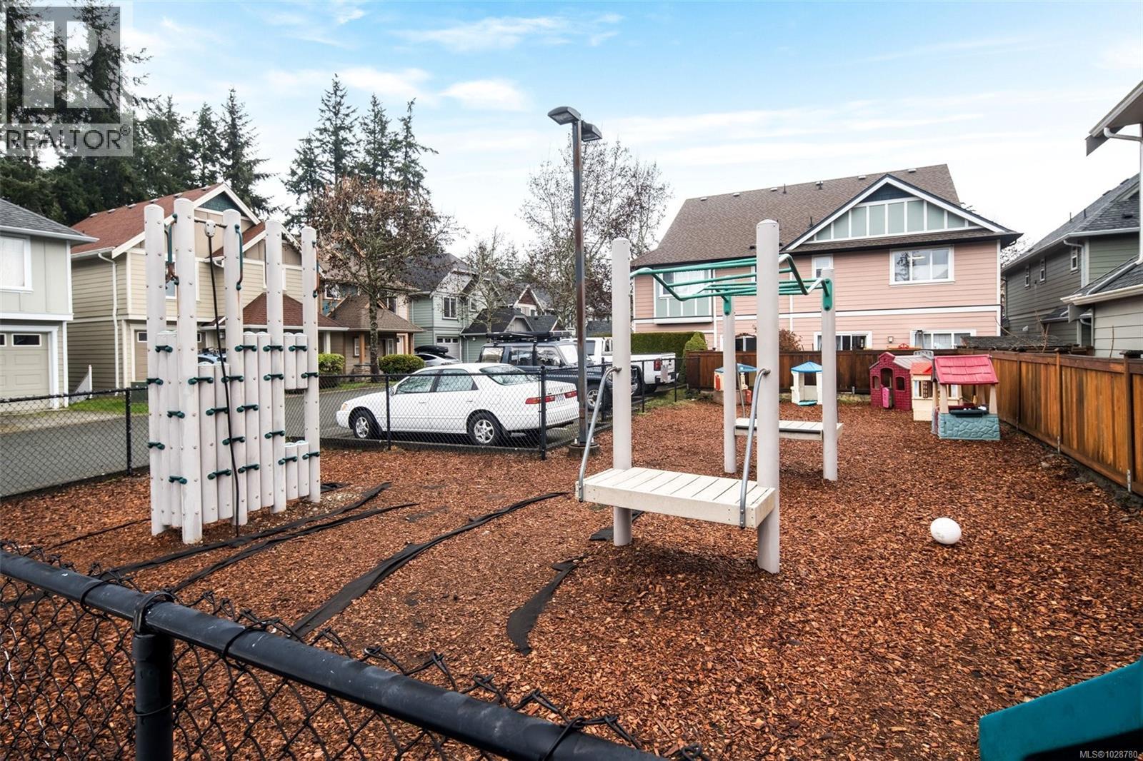 29 2210 Sooke Rd, Colwood