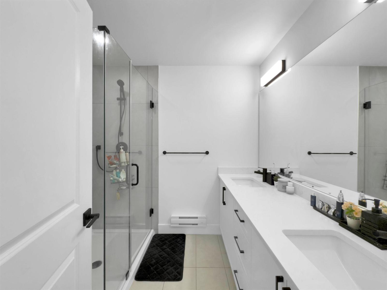 209 19935 75A AVENUE, Langley