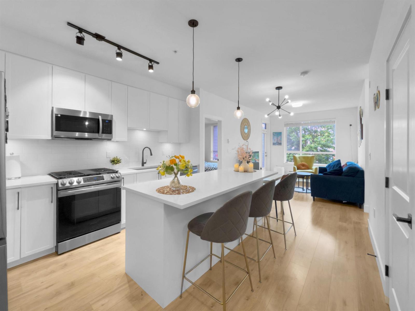 209 19935 75A AVENUE, Langley