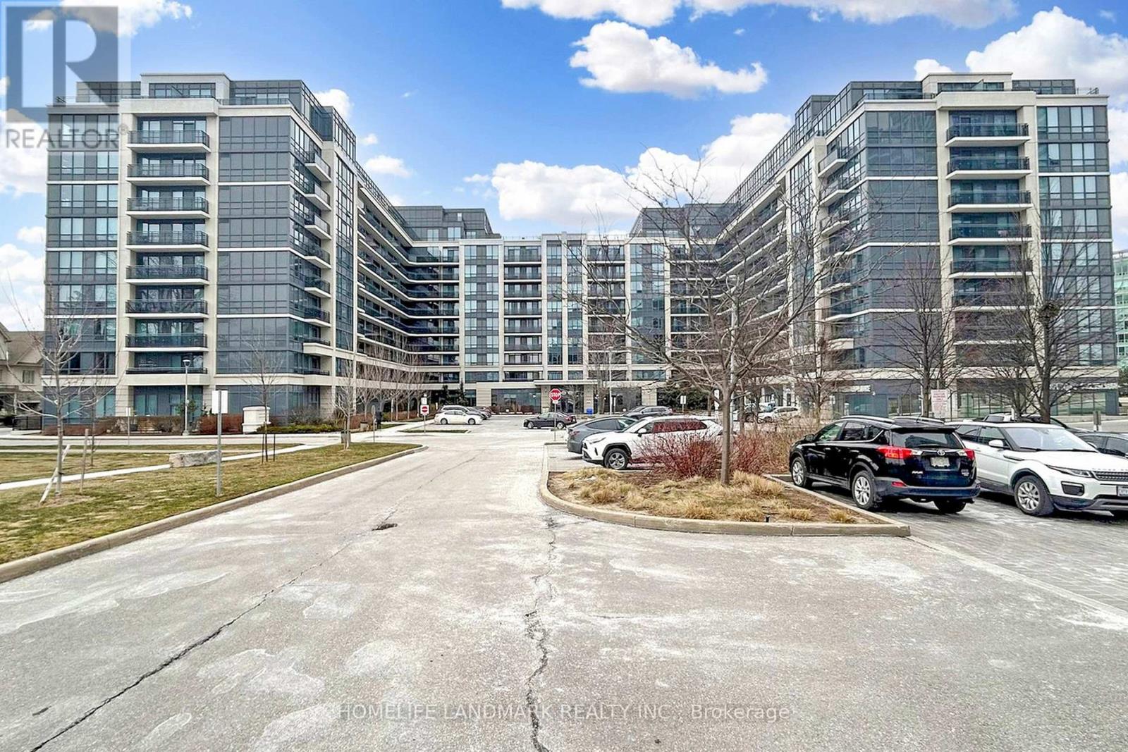 512 - 376 HIGHWAY 7 E